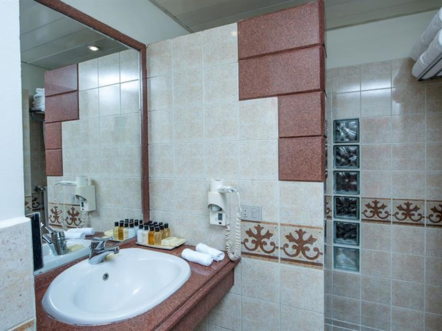 фото Reef Oasis Beach Resort изображение №46