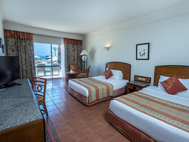 фотографии отеля Reef Oasis Beach Resort изображение №47