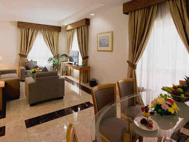 фотографии отеля Al Bustan Center & Residence изображение №3
