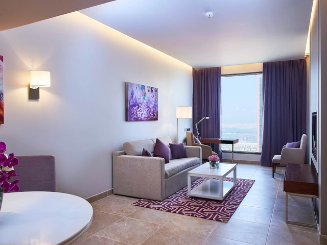 фото Mercure Dubai Barsha Heights Hotel Suites & Apartments (ех. Yassat Gloria Hotel Apartments) изображение №2