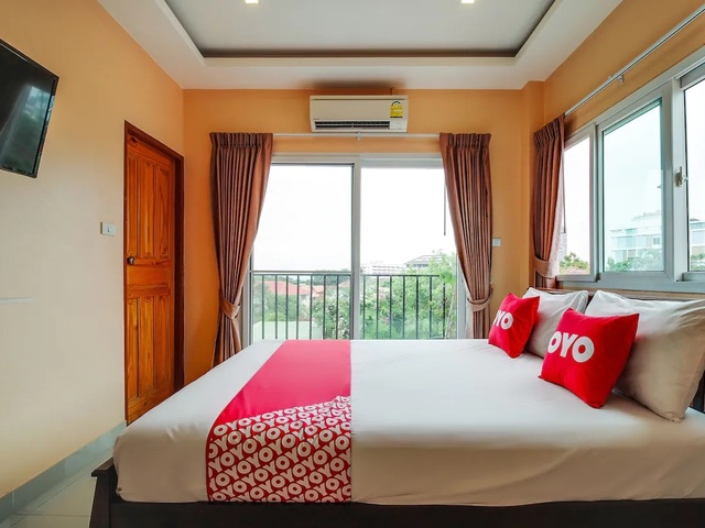 фотографии отеля OYO 1027 Patumnak Beach изображение №27