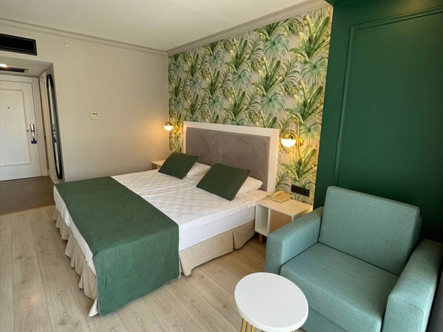 фотографии отеля L'Oceanica Beach Resort изображение №19