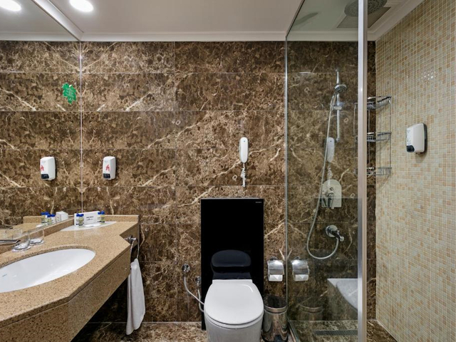 фото Pine Beach (ex. Maritim Pine Beach) изображение №2