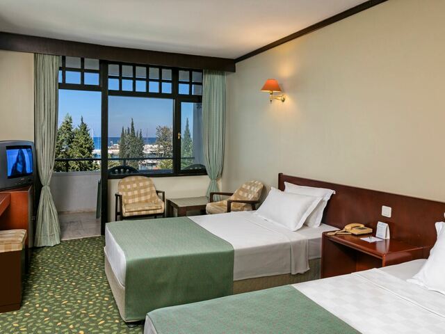 фото отеля Ozkaymak Marina изображение №5