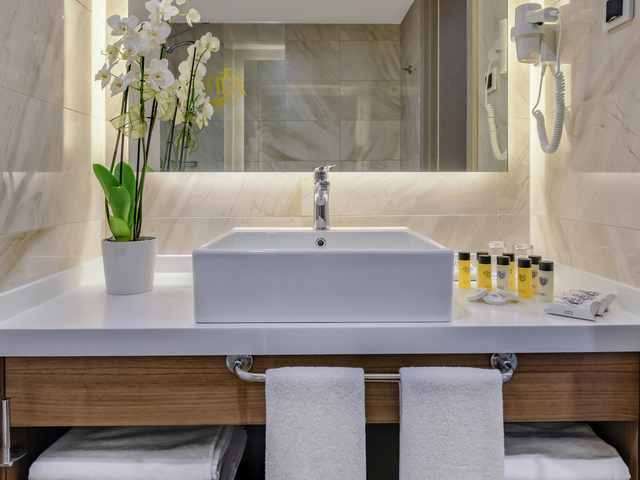 фотографии отеля Ring Beach (ex. Nautilus Hotel) изображение №27