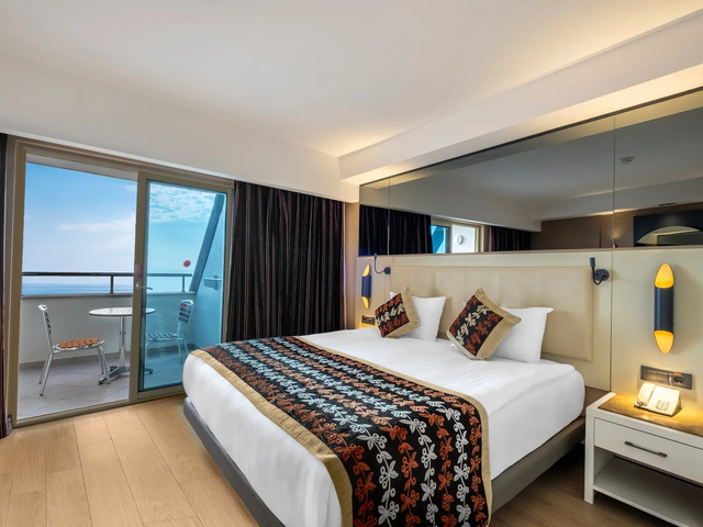 фото Long Beach изображение №66