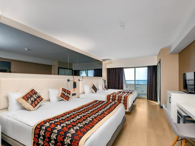 фотографии отеля Long Beach изображение №55