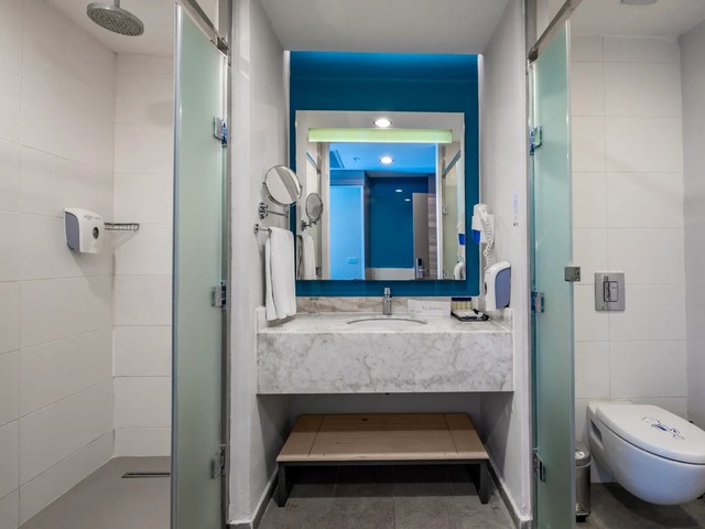 фото Long Beach изображение №30