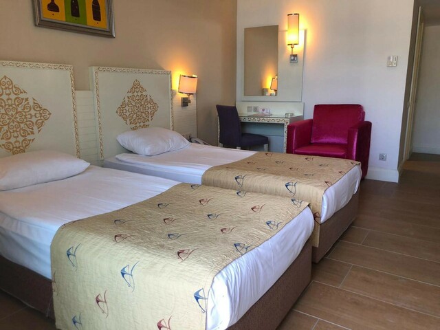 фото отеля Crystal Admiral (ex. Ardisia Deluxe Resort) изображение №105