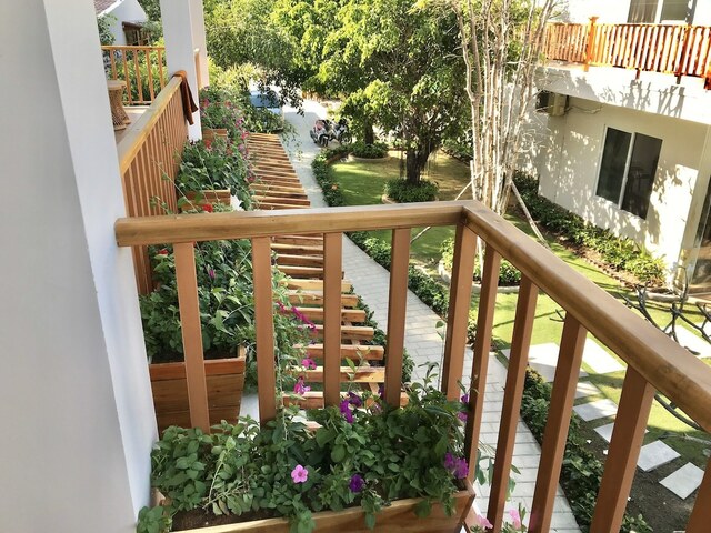 фото отеля Naomi Resort изображение №29