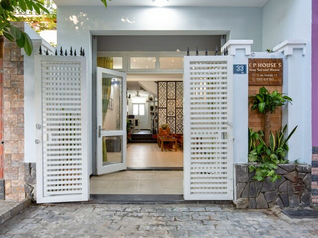 фото отеля T P House 5 изображение №1