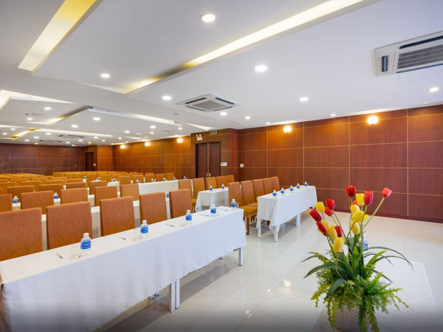 фотографии Capital O 1176 Gemma Hotel & Apartment изображение №4