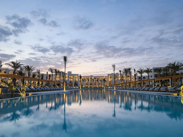 фото отеля Serry Beach Resort изображение №29