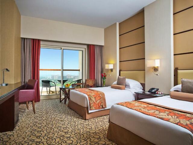 фото отеля Khalidiya Palace Rayhaan by Rotana, Abu Dhabi изображение №33