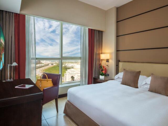 фото отеля Khalidiya Palace Rayhaan by Rotana, Abu Dhabi изображение №5