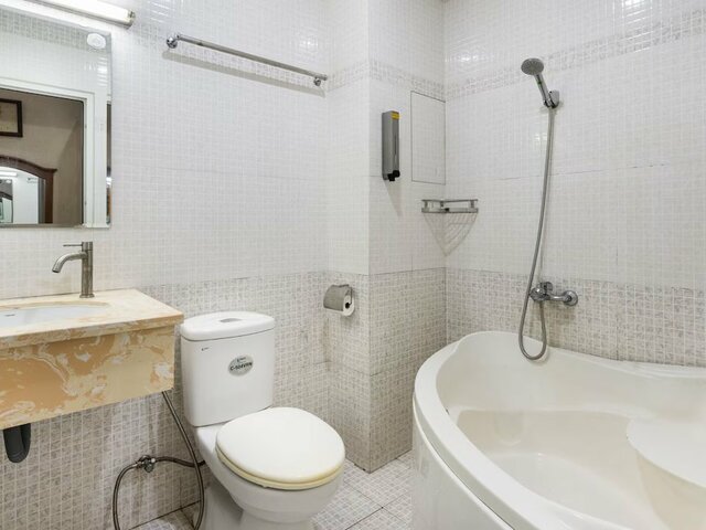 фото Hanz Queen Airport изображение №26