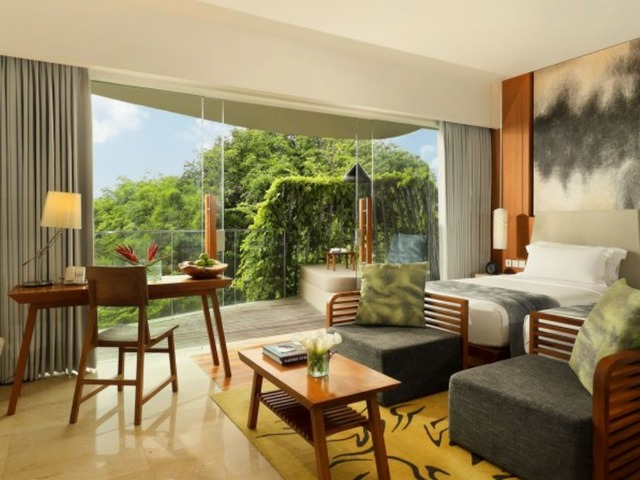 фото Maya Sanur Resort & Spa изображение №10