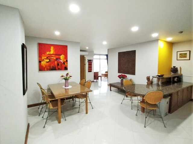 фото 9B Spacious Sea View Apartment Karon Beach Front изображение №22