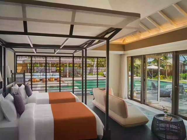 фото отеля Intercontinental Maldives Maamunagau Resort изображение №45