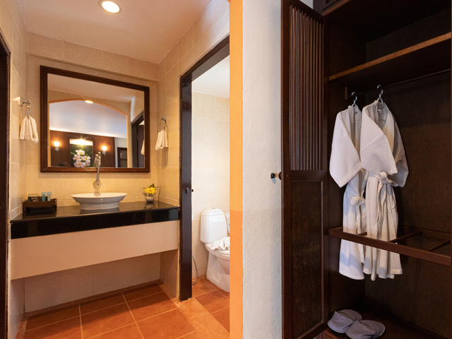 фото Aochalong Villa Resort & Spa изображение №30