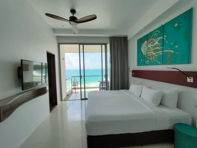 фотографии Surin Beach Resort  изображение №8