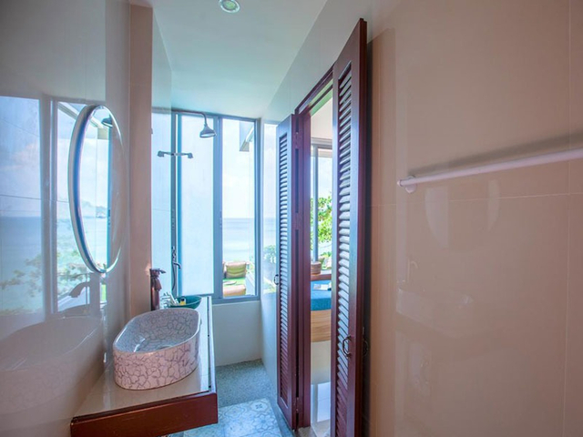 фото отеля Surin Beach Resort  изображение №5
