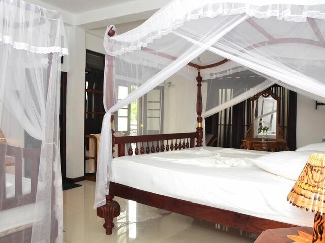 фотографии отеля Sea View Deepal Villa изображение №11