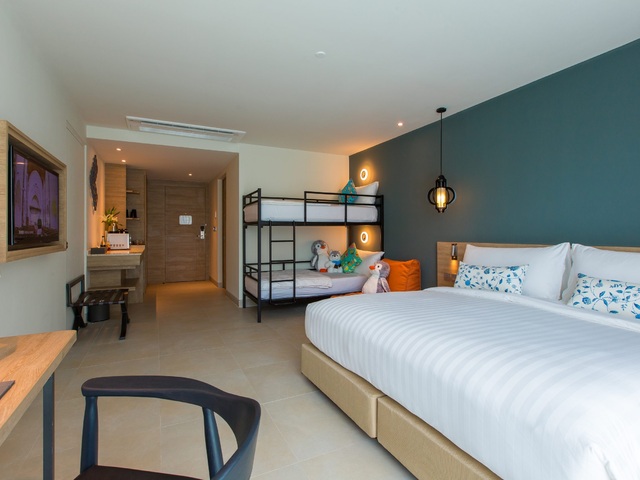 фотографии AtEase Phuket Patong (ex. Fusion Suites Phuket Patong; Mai House Patong Hill) изображение №40