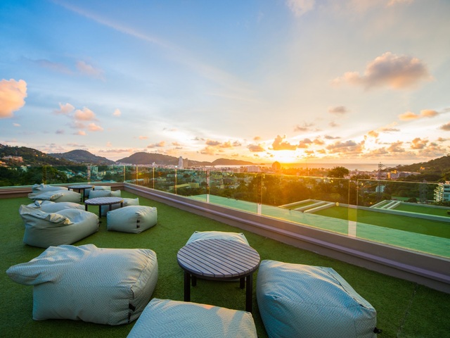 фотографии отеля AtEase Phuket Patong (ex. Fusion Suites Phuket Patong; Mai House Patong Hill) изображение №39