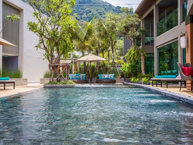 фото отеля AtEase Phuket Patong (ex. Fusion Suites Phuket Patong; Mai House Patong Hill) изображение №13