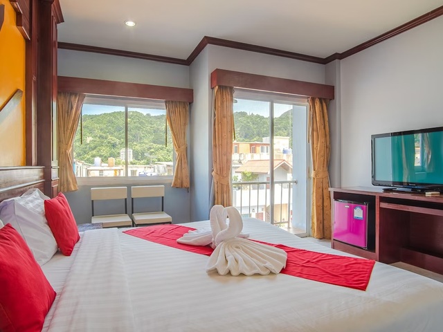 фото отеля Art Mansion Patong (ex. Maya Patong Residence; PT Residence @ Patong Beach) изображение №25