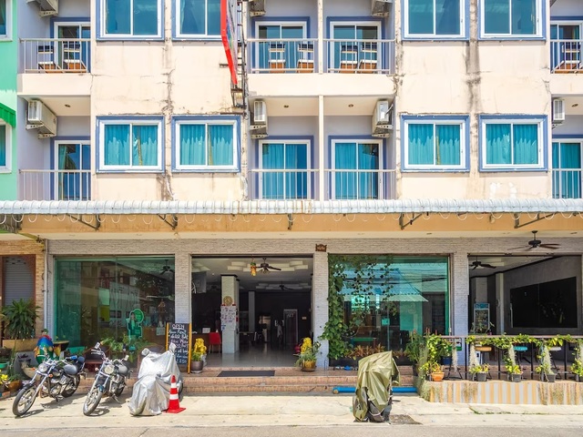 фотографии Art Mansion Patong (ex. Maya Patong Residence; PT Residence @ Patong Beach) изображение №12