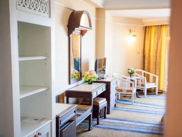 фотографии First Pacific Hotel & Convention (ex. Town In Town) изображение №44