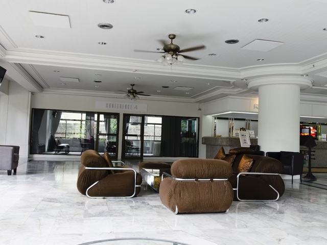 фотографии First Pacific Hotel & Convention (ex. Town In Town) изображение №36