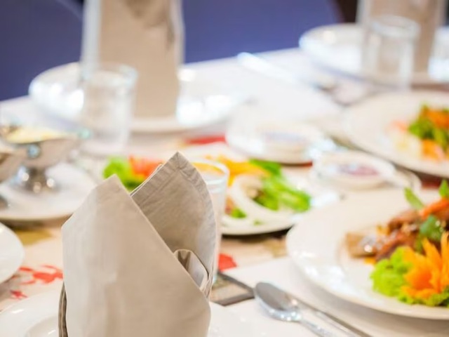 фотографии First Pacific Hotel & Convention (ex. Town In Town) изображение №28