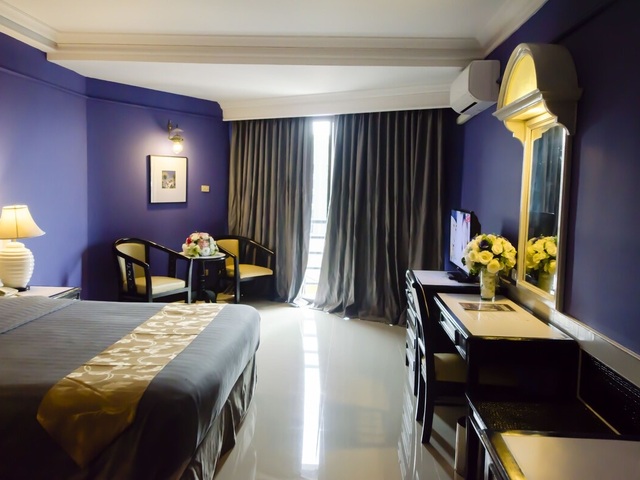 фото First Pacific Hotel & Convention (ex. Town In Town) изображение №18