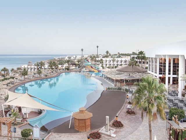 http://V%20Hotel%20(ex.%20Pyramisa%20Beach%20Resort)