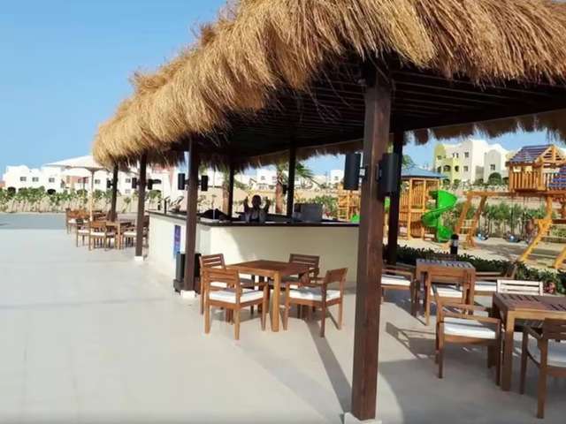 фотографии British Style In Makadi Heights изображение №12