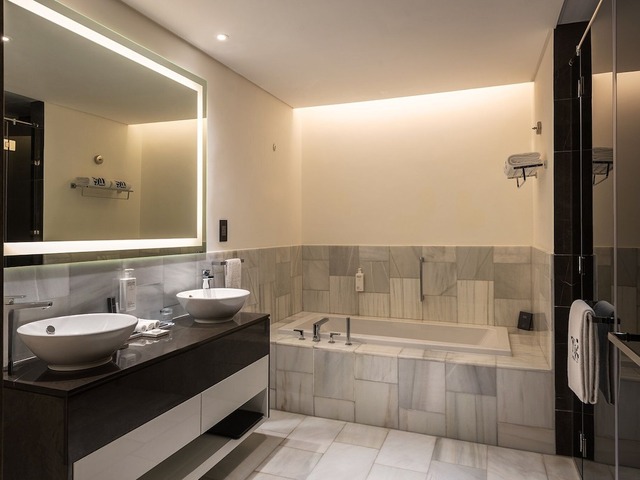 фото отеля Th8 Palm Beach Resort, Vignette Collection by IHG (ex. Th8 Palm) изображение №57