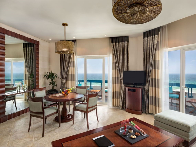 фото Ajman (ex. Ajman Kempinski) изображение №6