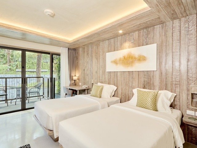 Dinso resort 4 пхукет