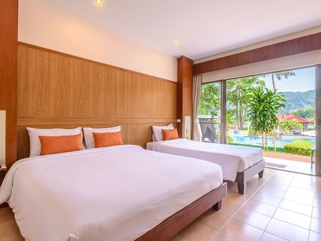 фотографии отеля Patong Lodge изображение №7