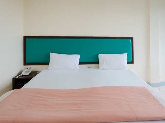 фото отеля Nice Beach Hotel изображение №9