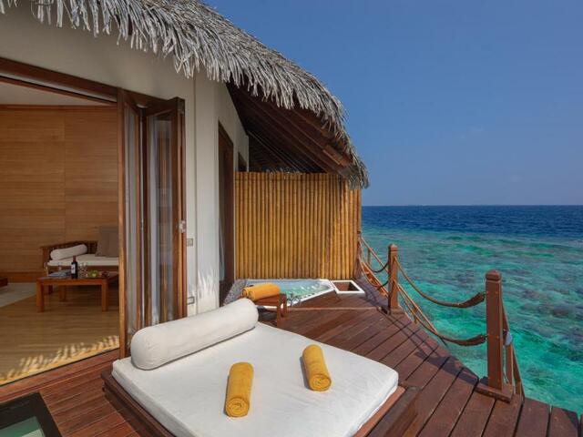 фотографии отеля Adaaran Prestige Water Villas (ex. Meedhupparu Water Villas) изображение №3