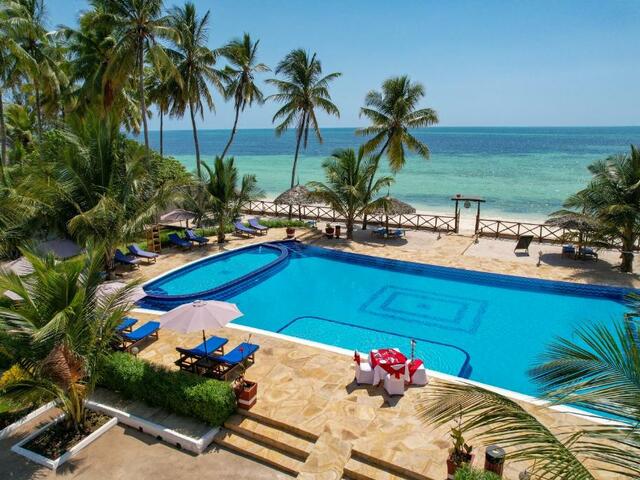 Sunny Palms Beach Bungalows
