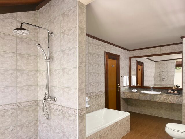 фотографии отеля Royal Island Resort & Spa изображение №15