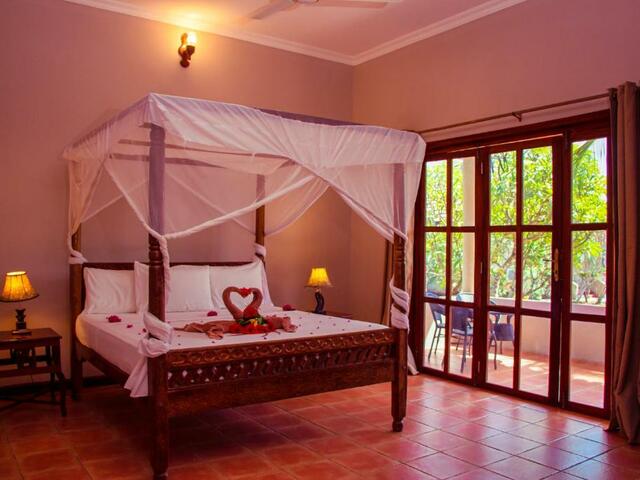 Mandarin Resort (ex. Sarabi Beach)