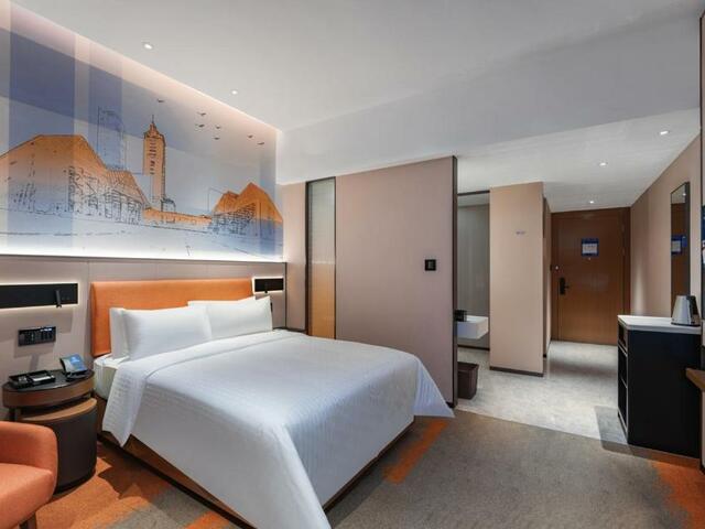 фото отеля Hampton By Hilton Shenzhen Yuanshan изображение №37