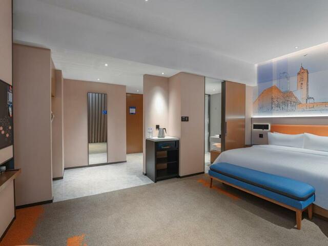 фотографии отеля Hampton By Hilton Shenzhen Yuanshan изображение №19