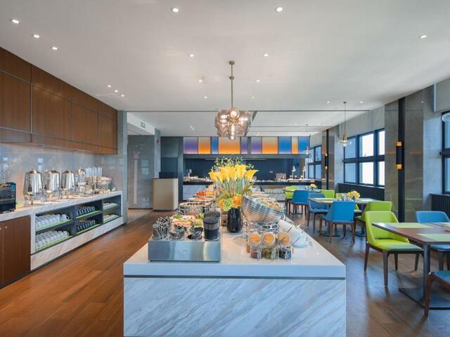 фото отеля Hampton By Hilton Shenzhen Yuanshan изображение №21